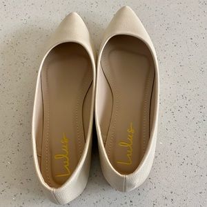 Lulus Holly Flats in Bone